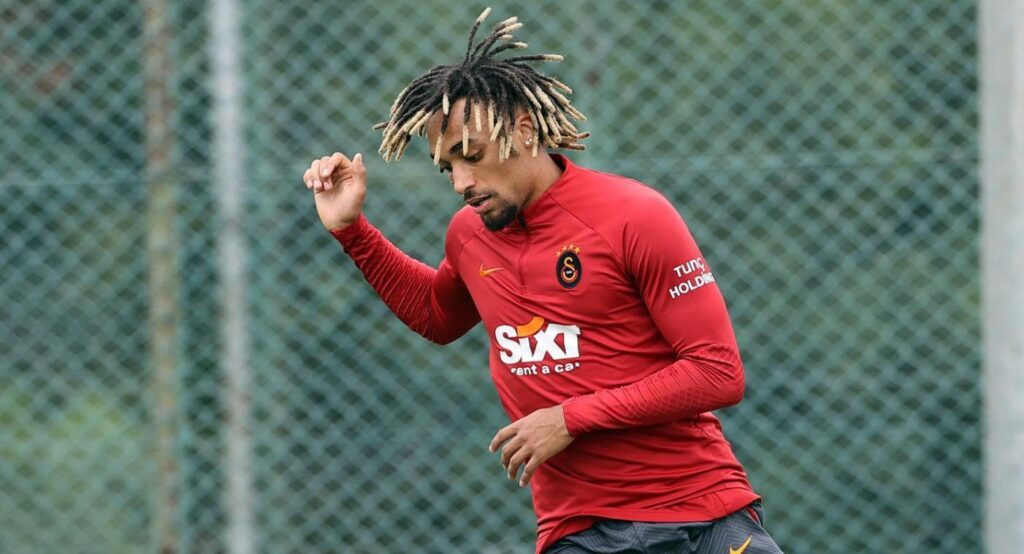 Galatasaray’da gençlerin sözleşmelerini uzatacak!