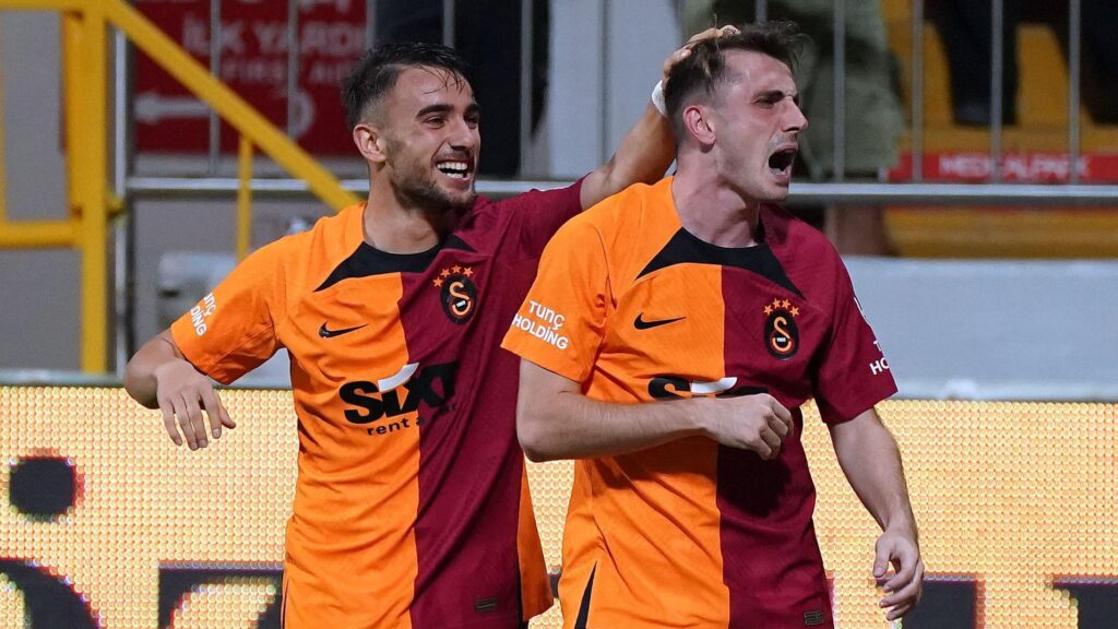Galatasaray’dan Kerem Aktürkoğlu, Yunus Akgün ve Sacha Boey’e yeni sözleşme
