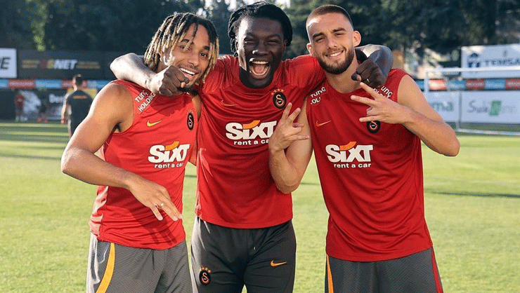Galatasaray’ın ‘Gomis abisi’ var!