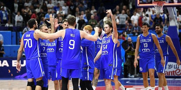 İtalya çeyrek finalde