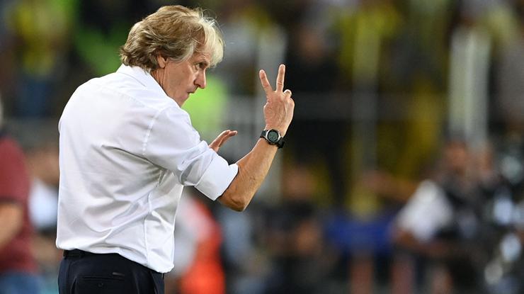 Jorge Jesus’tan Rennes maçında büyük sürpriz