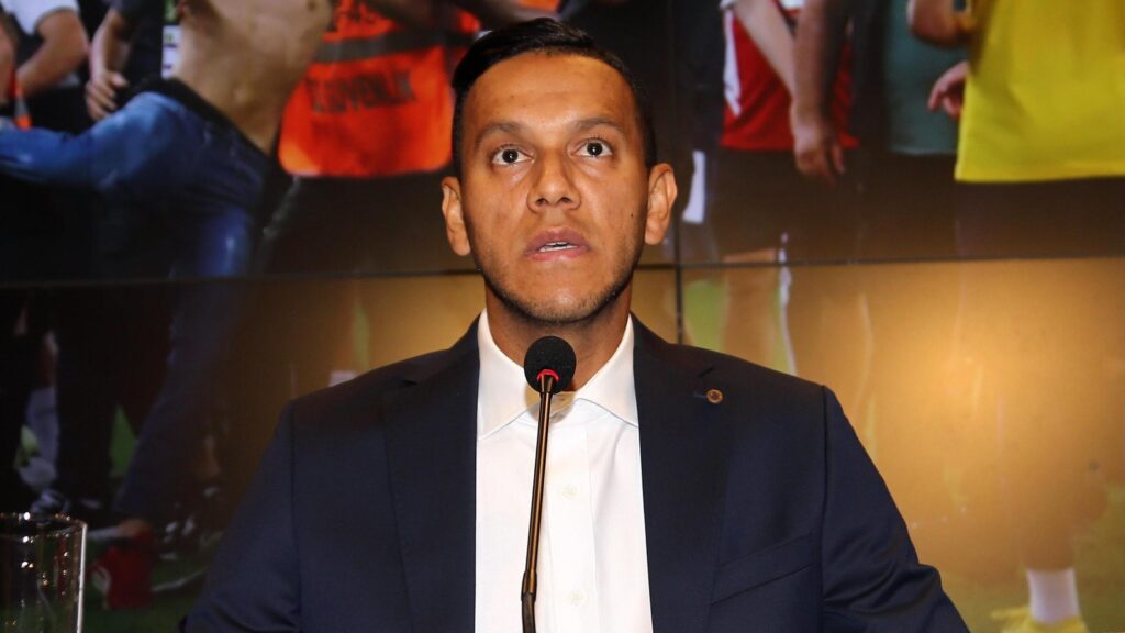 Josef de Souza göz yaşlarına hakim olamadı!