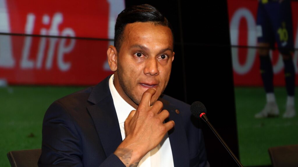 Josef de Souza’dan ayrılık açıklaması!