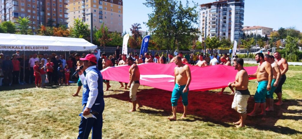 Kırıkkale’de başpehlivan Osman Aynur oldu