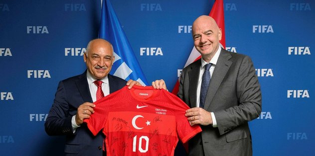 Mehmet Büyükekşi Gianni Infantino ile buluştu!