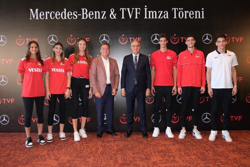 Mercedes-Benz, Voleybol Milli Takımlar ana sponsoru oldu