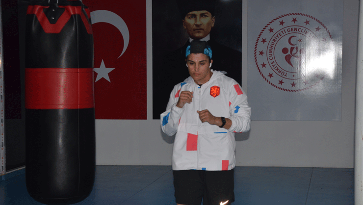 Milli boksör Busenaz Sürmeneli: “Bu ülke çok daha fazla olimpiyat şampiyonunu hak ediyor”