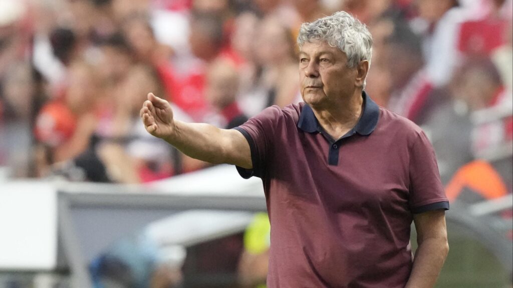 Mircea Lucescu: Fenerbahçe’nin atmosferinden etkilenmiyoruz