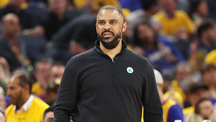 NBA’de Boston Celtics’in koçu Ime Udoka 1 yıl uzaklaştırıldı! Kulüp çalışanıyla ilişki pahalıya patladı