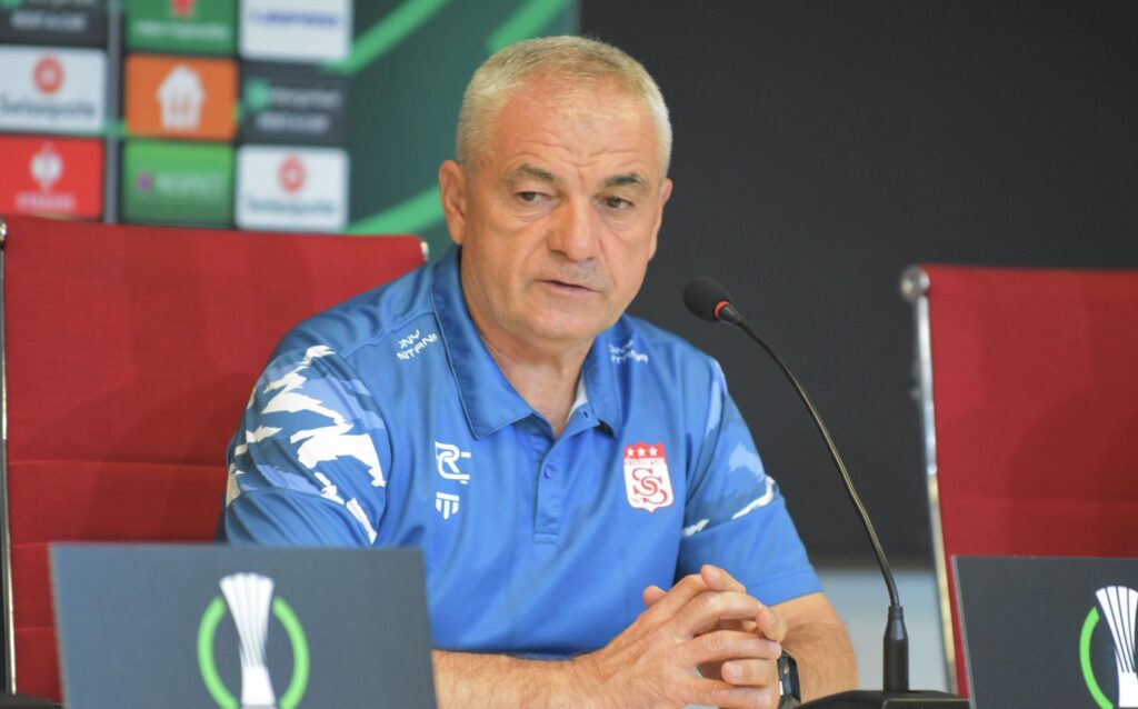 Rıza Çalımbay: Bu gruptan çıkacağımıza inanıyorum