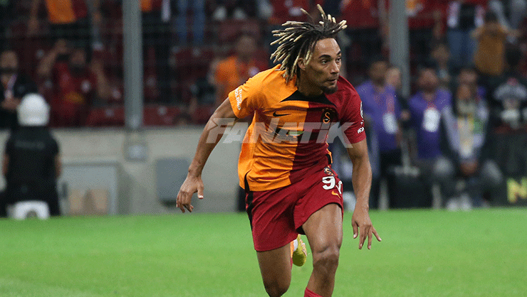 Sacha Boey: Kırmızı karta rağmen maçı domine ettik