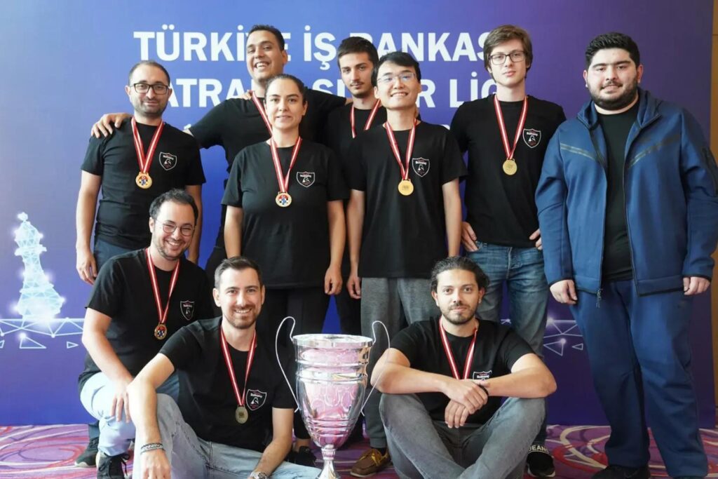 Satranç Süper Ligi şampiyonu Göktürk Satranç Spor Kulübü oldu