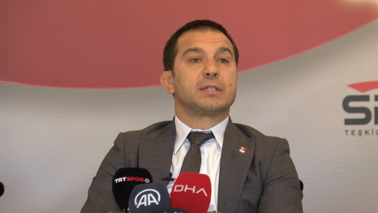 Şeref Eroğlu: Dünya güreşinde yeni bir milat başlattık