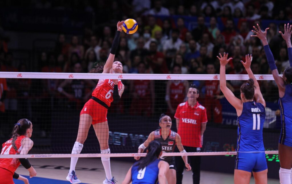 Şimdi sıra Filenin Sultanları’nda!