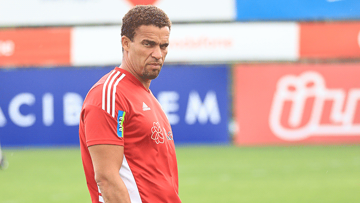 Son dakika Beşiktaş haberi! Valerien Ismael’in kaderi Fenerbahçe derbisine bağlı! İşte Fransız teknik adamın 4 hatası