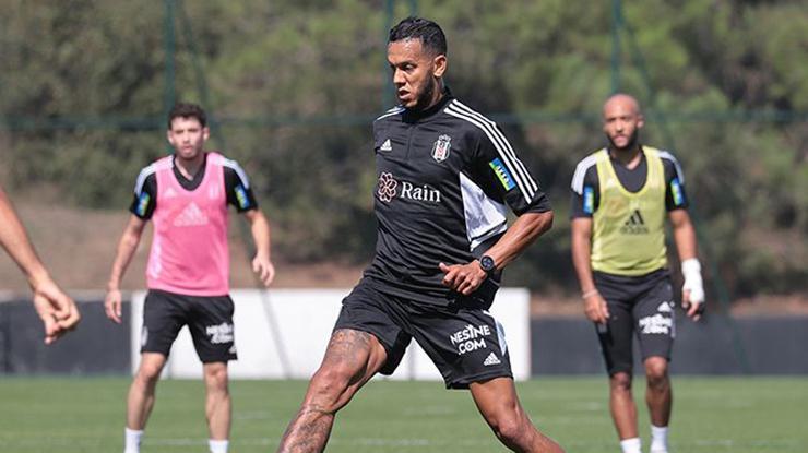 Son dakika! Beşiktaş’ta Ghezzal ve Redmond takımla çalıştı