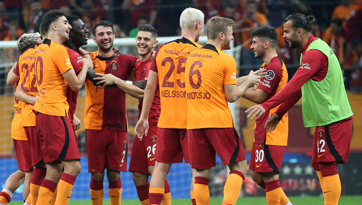 Son dakika Galatasaray haberi! Aslan zirvede başladı