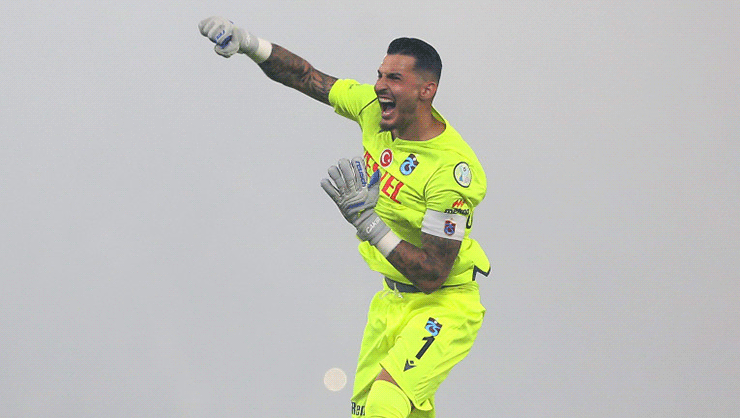 Son dakika Trabzonspor haberi! Fırtına Uğurcan Çakır’ın sözleşmesini uzattı