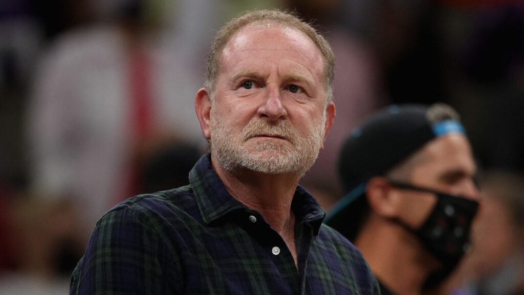 Suns’ın sahibi Robert Sarver’a 10 milyon dolar para cezası