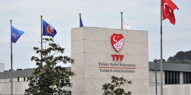 TFF’ye yapılan saldırı nedeniyle Ümraniyespor Trabzonspor karşılaşması 1 dakika geç başladı