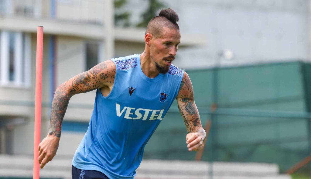 Trabzonspor’da Hamsik her alanda lider