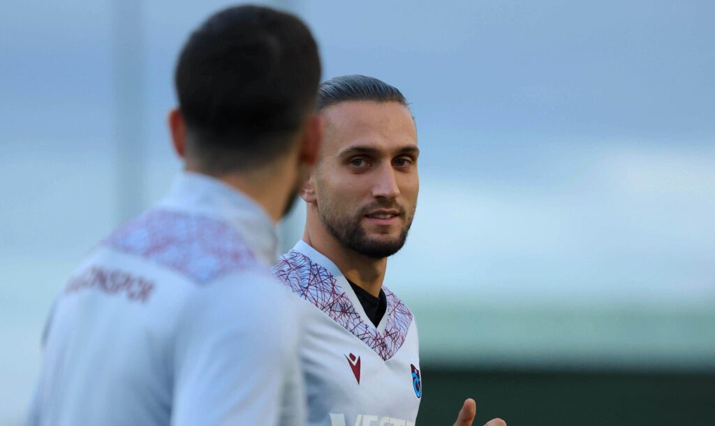 Trabzonspor’da sağ tarafa çözüm aranıyor