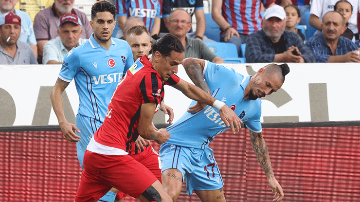 Trabzonspor’dan Marek Hamsik’e şartlı sözleşme