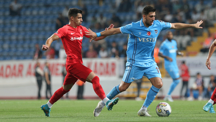 Trabzonspor’lu Anastasios Bakasetas: Baskılı oynadık ve kazandık