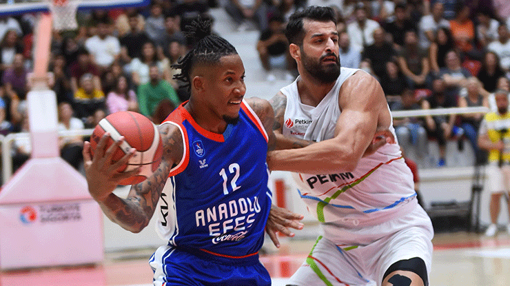 Aliağa Petkimspor-Anadolu Efes maç sonucu: 79-89