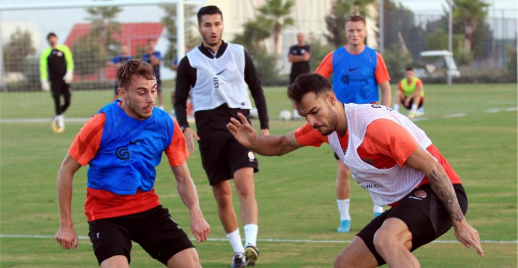 Antalyaspor, Konyaspor maçı hazırlıklarına başladı