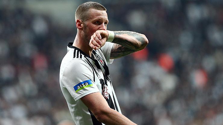 Beşiktaş’a Weghorst’tan kötü haber!
