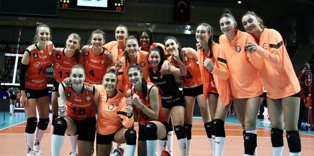 Eczacıbaşı Dynavit 3 – 0 Çukurova Bld. Adana Demirspor