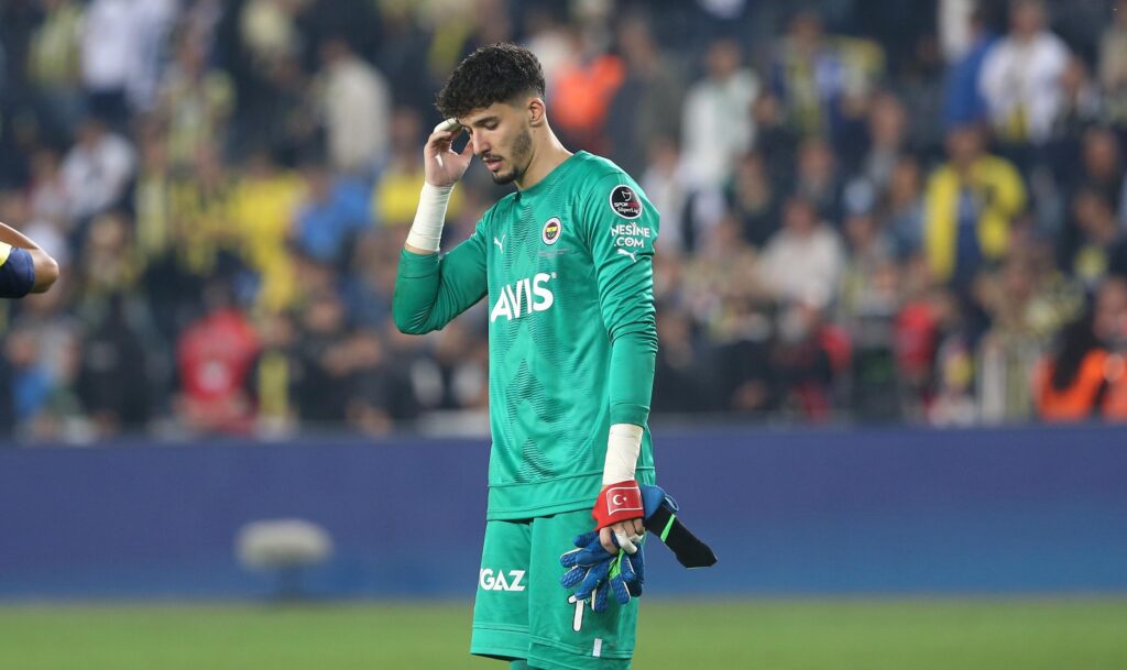 Fenerbahçe haberi… Altay Bayındır açıklaması: Teknik adamın en son isteyeceği şey…