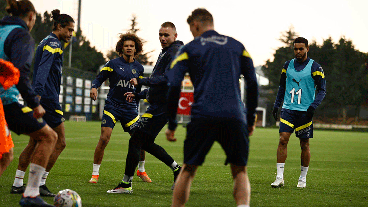 Fenerbahçe, İstanbulspor maçı hazırlıklarını tamamladı