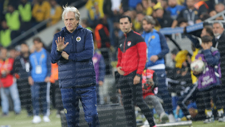 Fenerbahçe Teknik Direktörü Jorge Jesus: 3’ten daha fazla da atabilirdik!