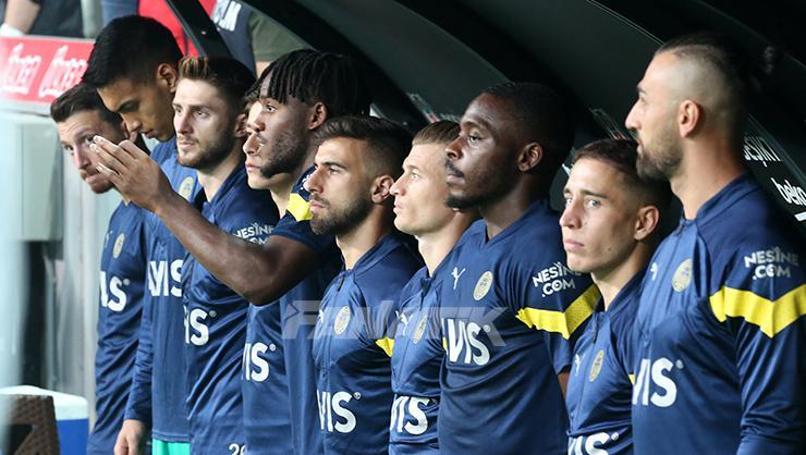 Fenerbahçe’nin kadrosunda 3 değişiklik