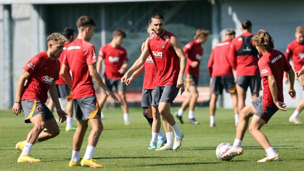 Galatasaray’da Alanyaspor maçı öncesi gündem yerliler