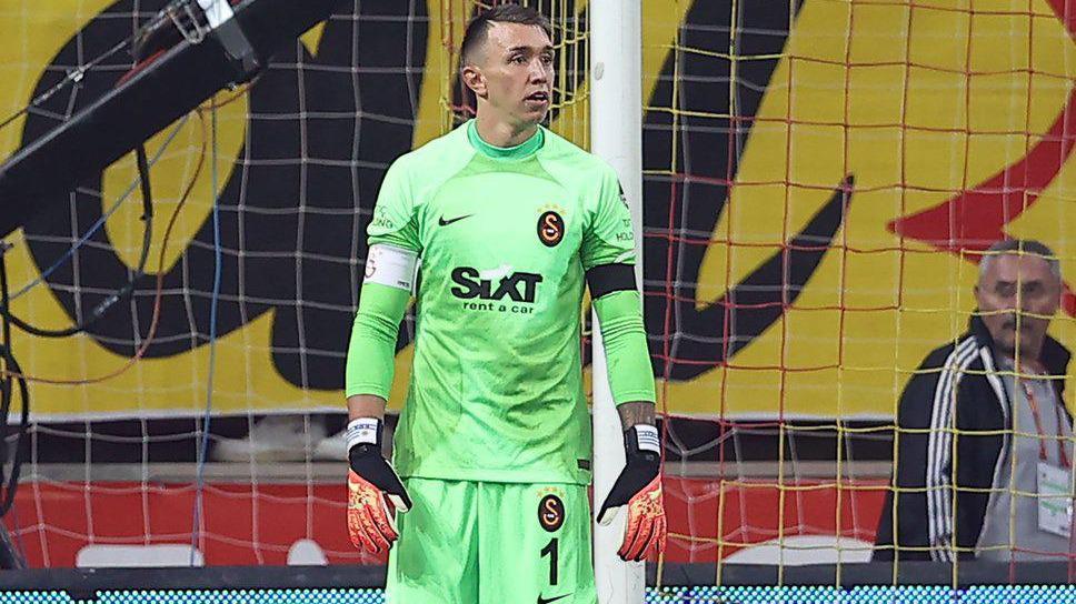 Galatasaray’da Muslera’nın yerine yeni aday İtalya’dan