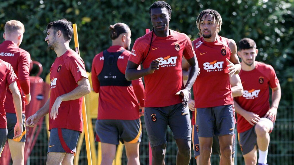 Galatasaray’dan Dünya Kupası arasında Antalya kampı