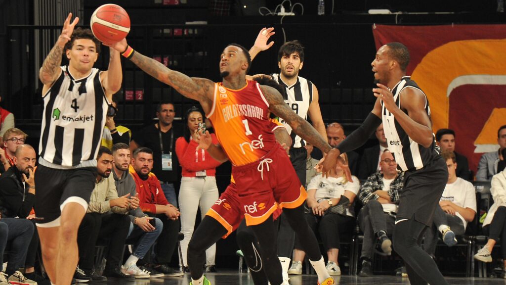 Galatasary Nef – Beşiktaş Emlakjet maç sonucu: 67-74