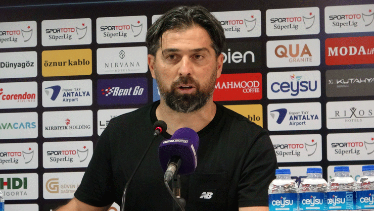 İlhan Palut: “1 puan bu şartlarda artı oldu”