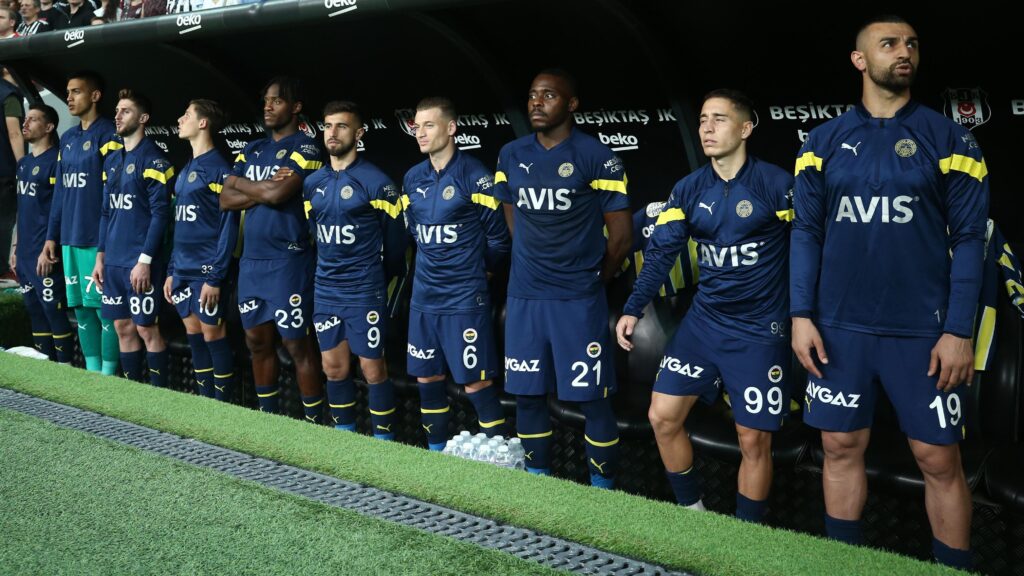 Jesus’la yedek kulübesine hapsoldular