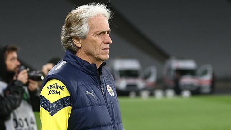 Jorge Jesus’tan İstanbulsporlu futbolcuya olay hareket!