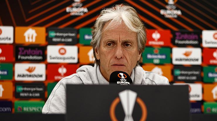 Jorge Jesus’tan Szalai ve Batshuayi açıklaması