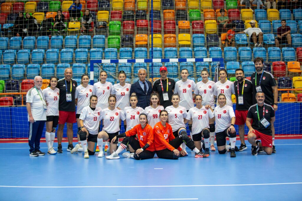 Kadın Hentbol Milli Takımı medyayla buluşuyor