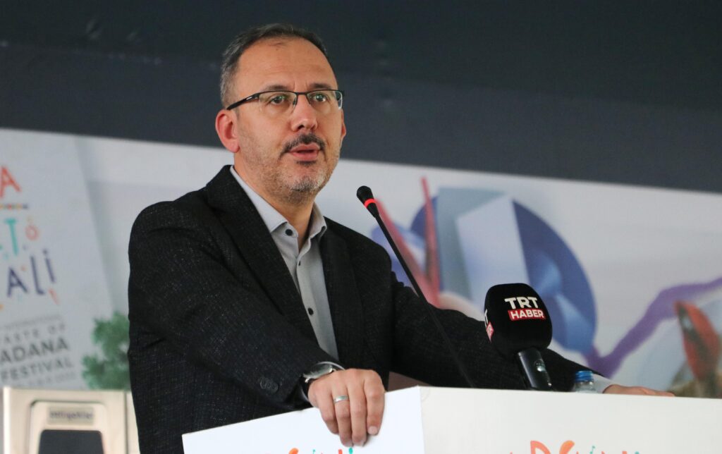 Kasapoğlu: Uluslararası müsabakalarda başarı grafiğimiz katlanarak yükseliyor