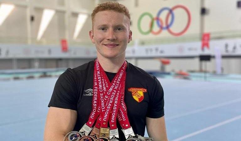 Mehmet Ayberk Koşak’tan 6 madalya!