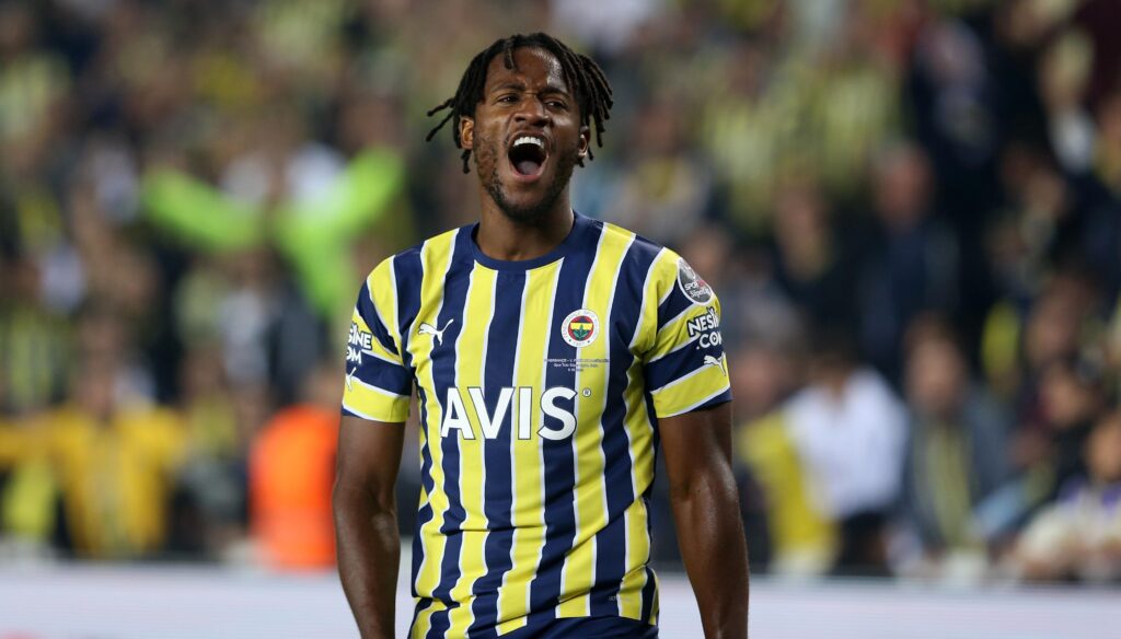 Michy Batshuayi’den muhteşem performans