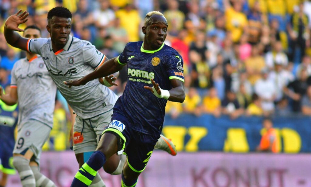 (ÖZET) Ankaragücü-Başakşehir maç sonucu: 1-2