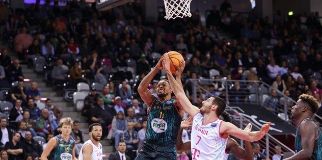 Telekom Basket – Pınar Karşıyaka: 83-71 | MAÇ SONUCU